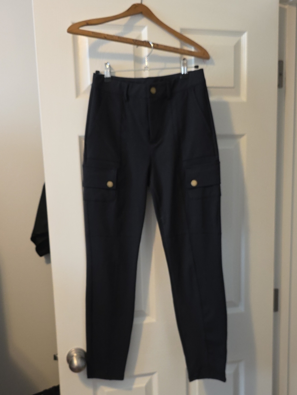 HALARA Navy Cropped Cargo Pants